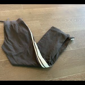 Pam & Gela gray w/ white stripe sweats Sz S